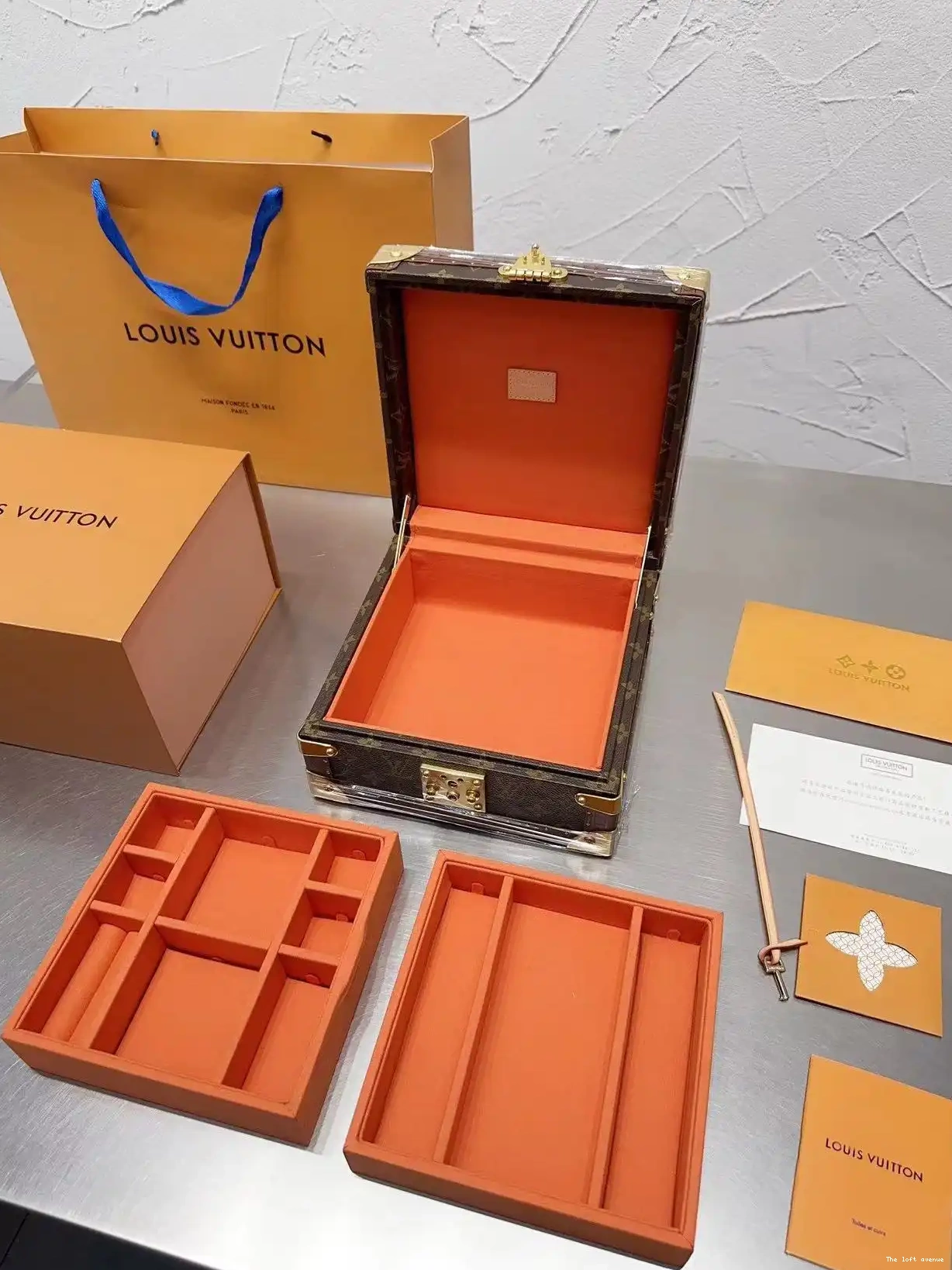 LV JEWELRY CUSTOM BOX 0612